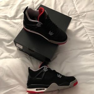 Air Jordan 4 Retro  (GS) ‘Bred 2019’